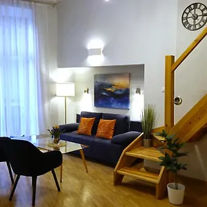 pantheon-apartments-ariadna.krakowhotelspoland.com/
